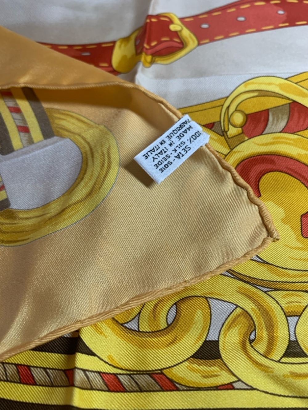 Celine Yellow, Cream & Red Gold Chain Silk Scarf - Picture 4 of 17